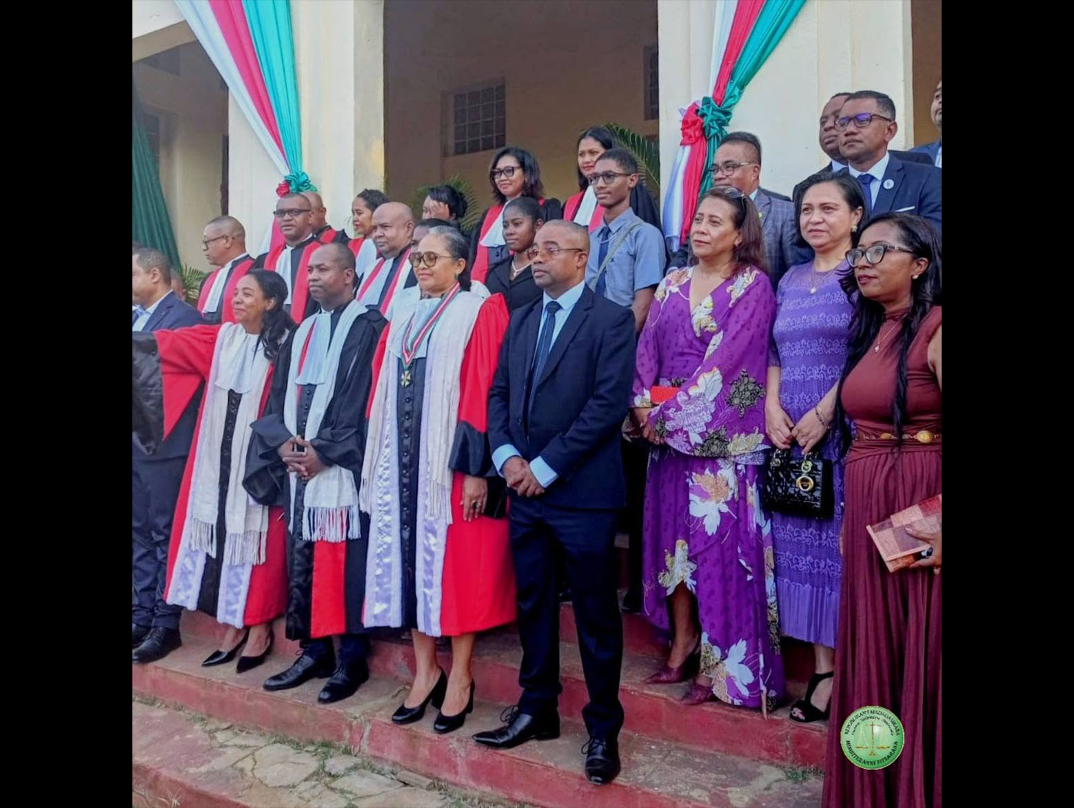 Lanonam-pitsarana manetriketrika, nametrahana tamin’ny toerany ny Tonia Mpampanoa Lalàna eo anivon’ny Fitsarana Ambaratonga Voalohany ao Antsiranana.