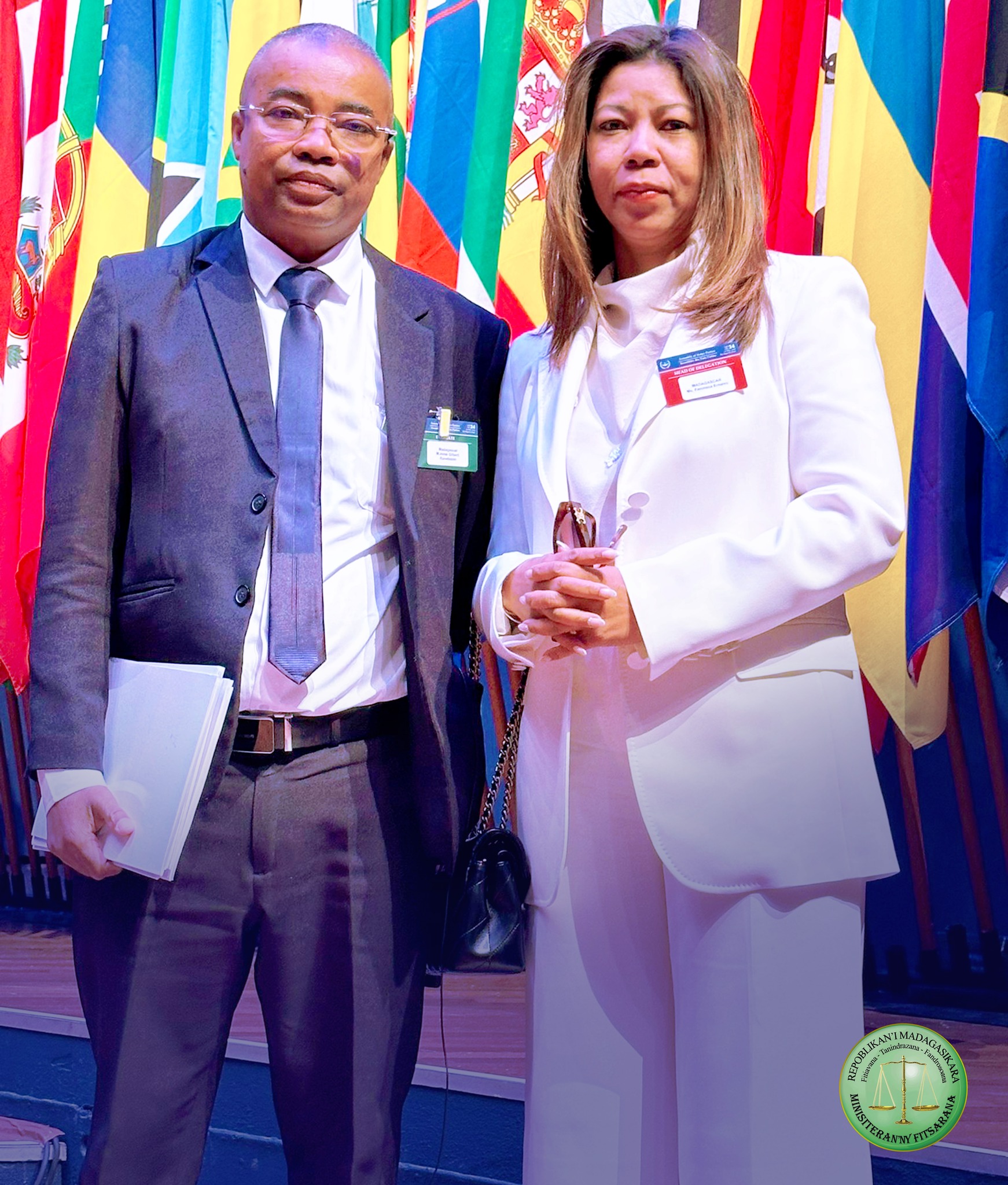 Sarin'ireo Vaomiera misahana ny Tetibola sy ny Fitantanam-bola.