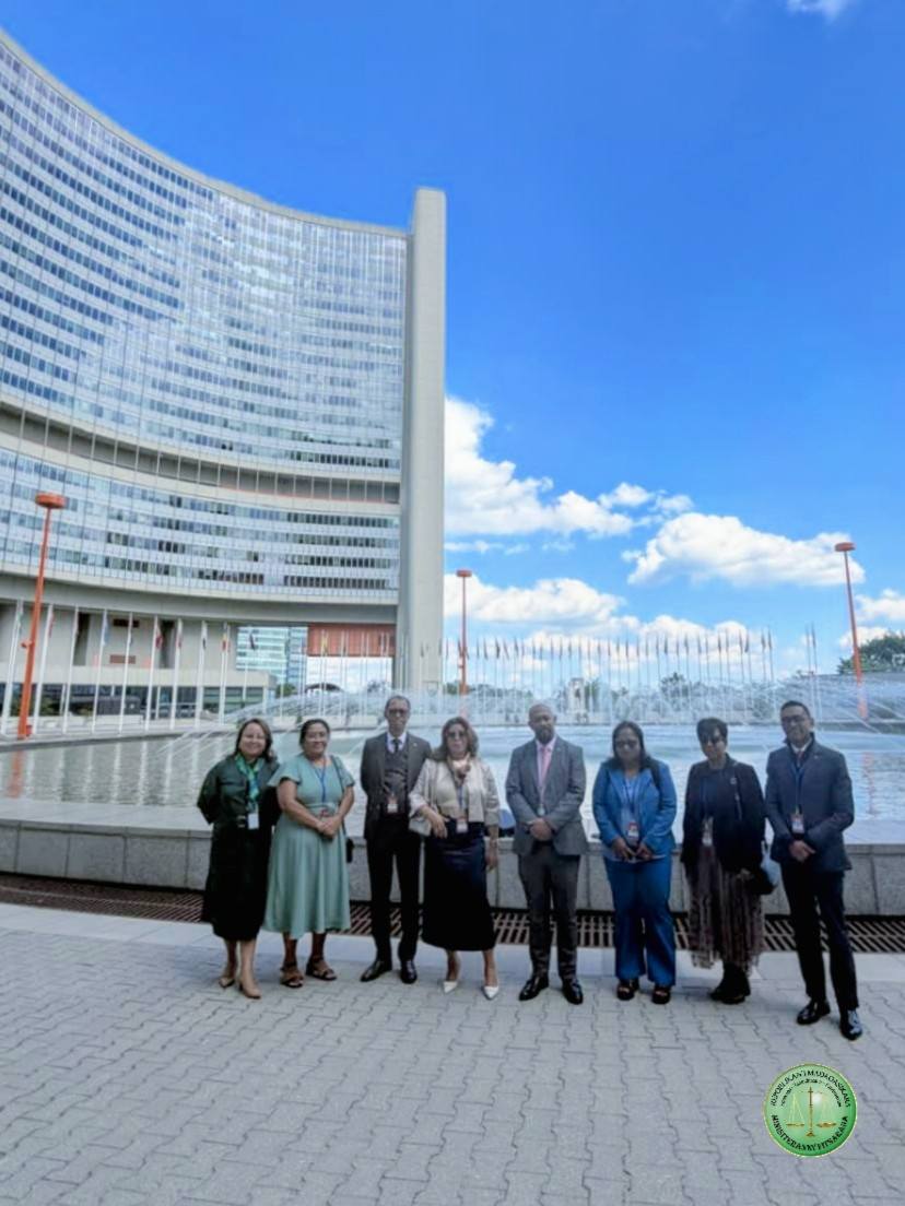 Ady amin'ny kolikoly: Fivoriana faha 17 mahakasika ny Fanaraha-maso sy ny fapanjakana ny CNUCC.