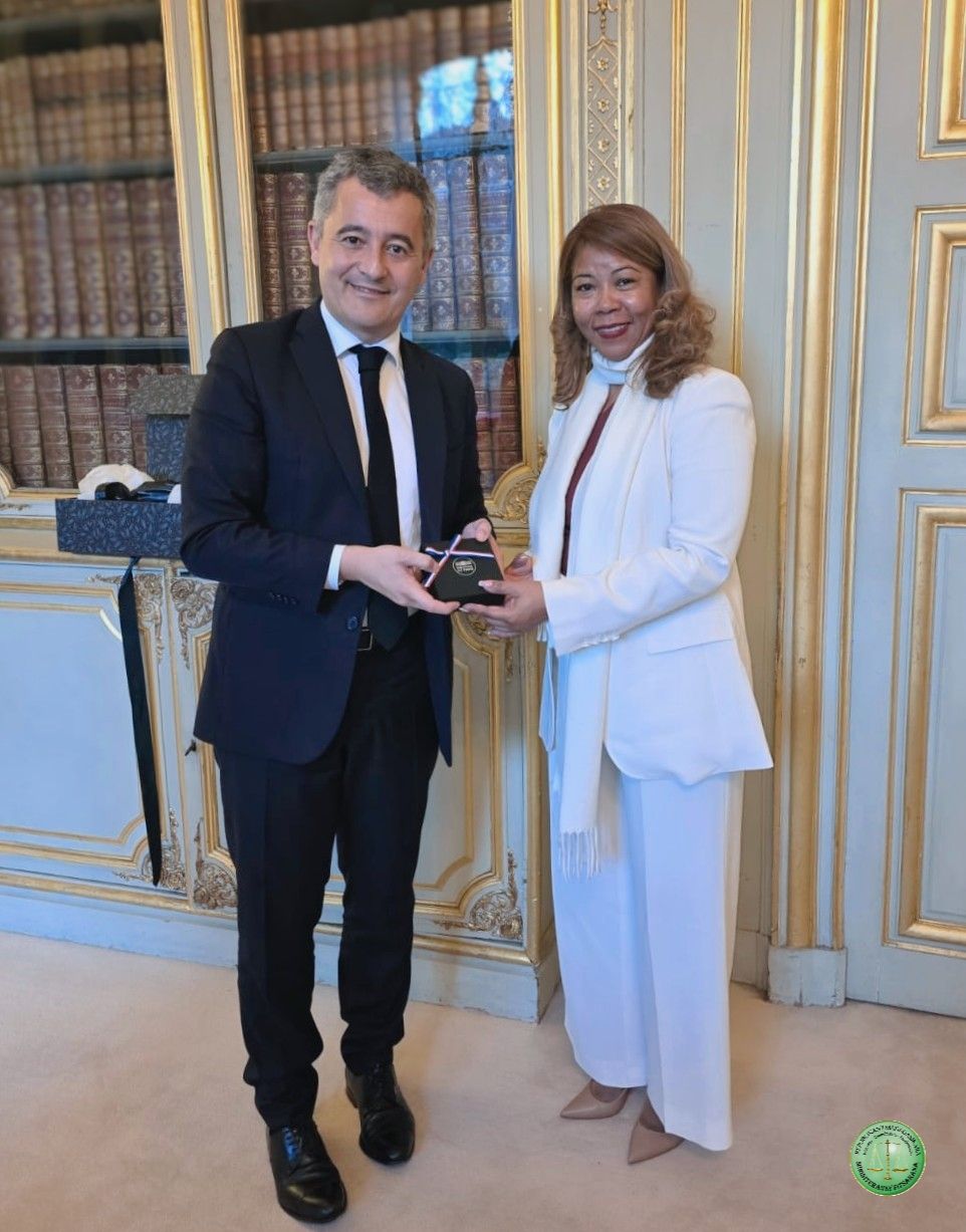 FIHAONANA ARAK'ASA SY FANAMAFISANA FIARAHA-MIASA.