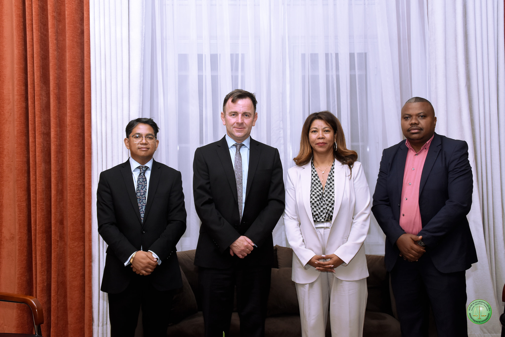 FITSIDIHANA ARA-POMBA FANAJANA NATAON'NY MASOIVOHO BRITANIKA.