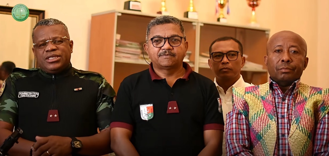 Fanambarana avy amin'ireo Mpandraharaha ny fonja